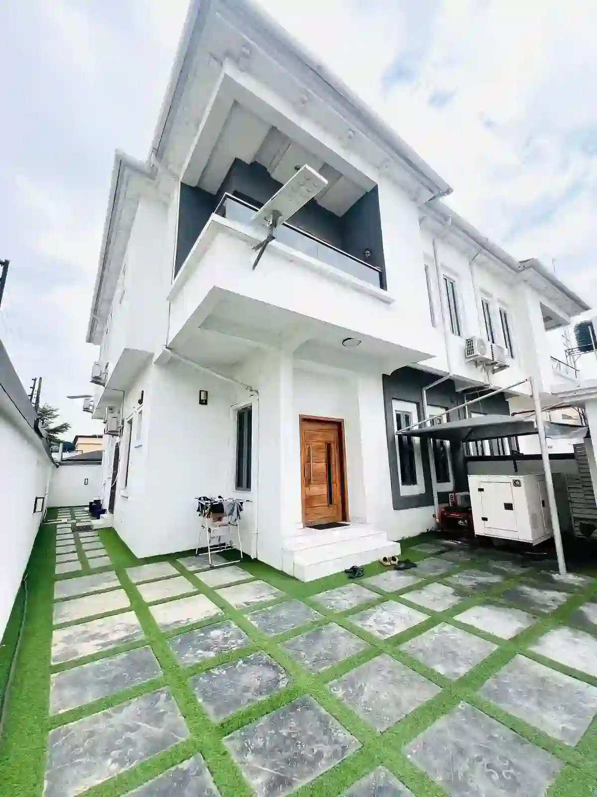Fully furnished, Privately gated4 Bedrooms semi-Detached Duplex, Idado Lekki